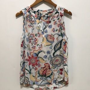 Women’s floral print sleeveless blouse